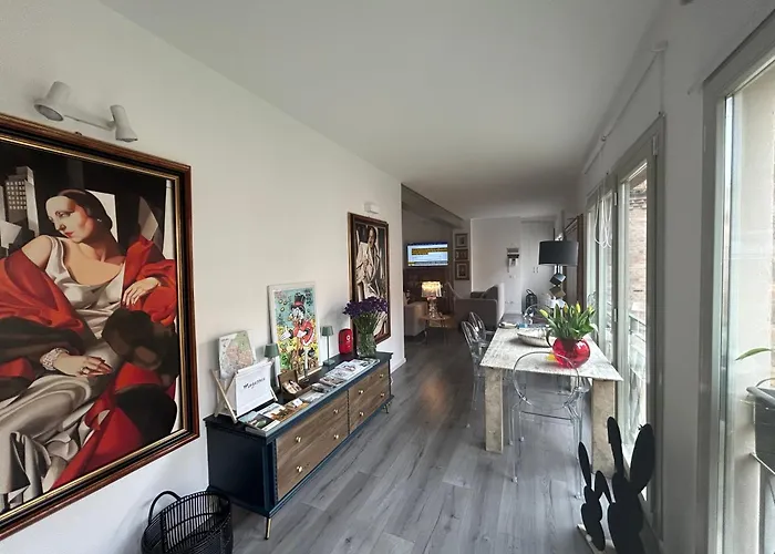 Leocorno 2 3* Ferrare